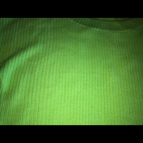 Hollister Neon Green Sweater - Picture 5 of 7